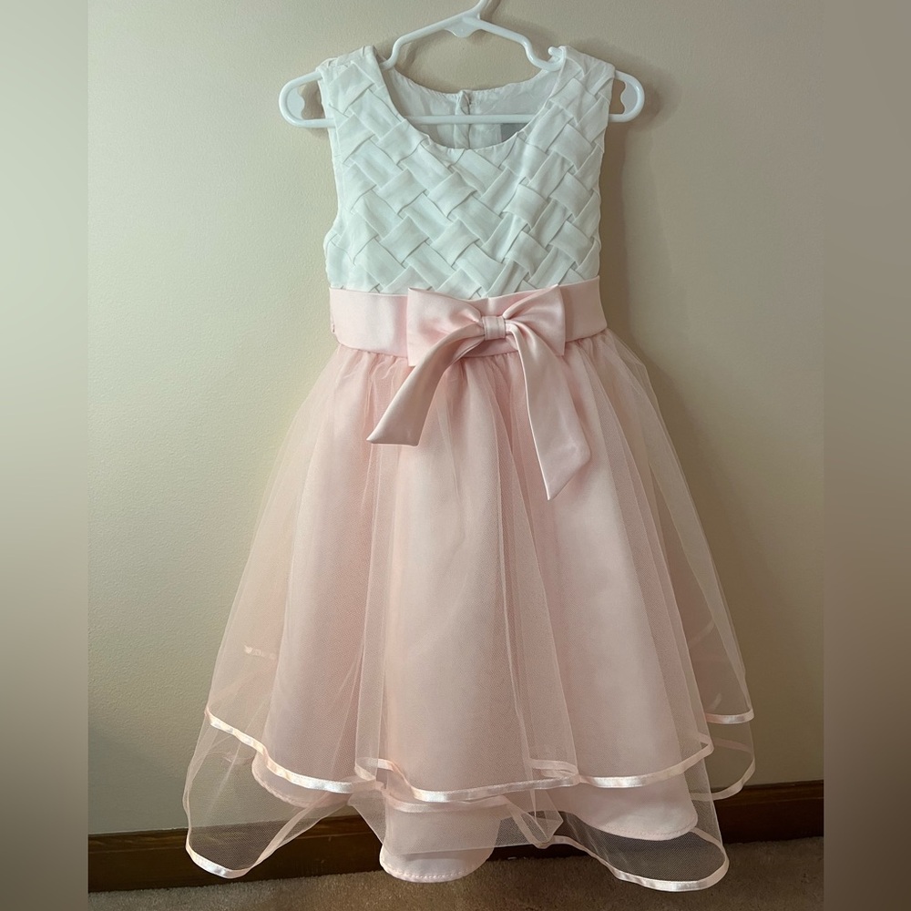 Girls White and Pink Party Dress size 5T